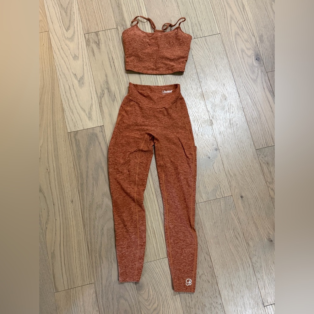 Women's Bombshell Sportswear Uplift Pocket Leggings and Sports bra Spiced Chai